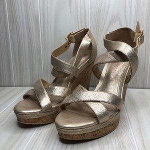 Elaine Turner Wedges size 7.5